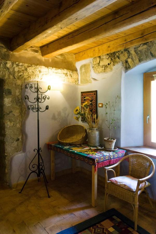 Agriturismo Casa Essenia Condino Bagian luar foto